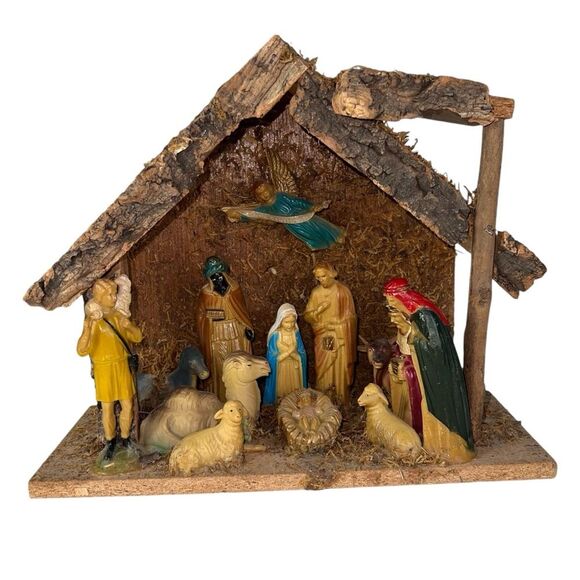 Vintage Nativity Crèche 13 Piece Plastic Nativity Christmas Religious - Picture 1 of 13